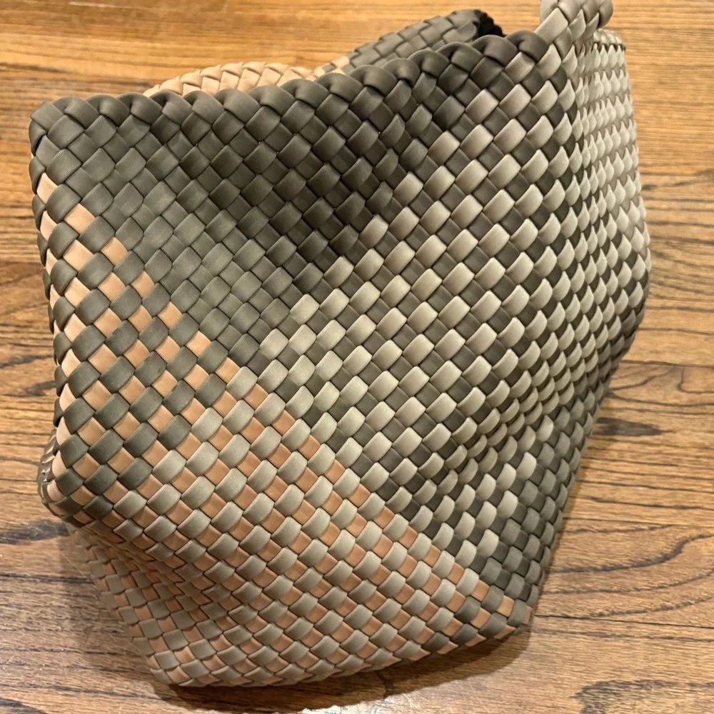 Naghedi St Barths Medium Tote in Graphic Geo - Picture 16 of 16